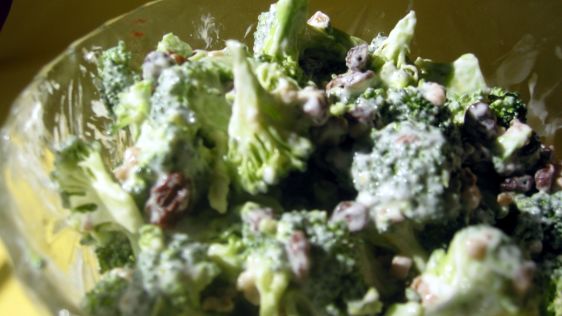 Broccoli Grape Spring Salad recipe