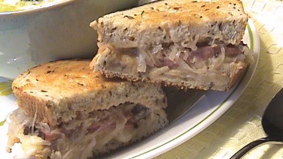 Grilled Reuben Sandwich recipe