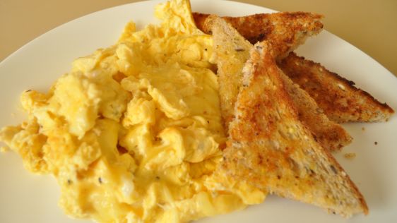 The Lady's Perfect Scrambled Eggs Paula Deen recipe
