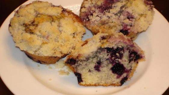 Delicious Blueberry Muffins With Crumb Topping recipe